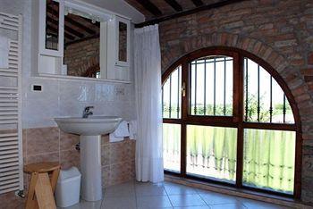 Agriturismo-r&b Corte Dei Gioghi Vakantieboerderij *